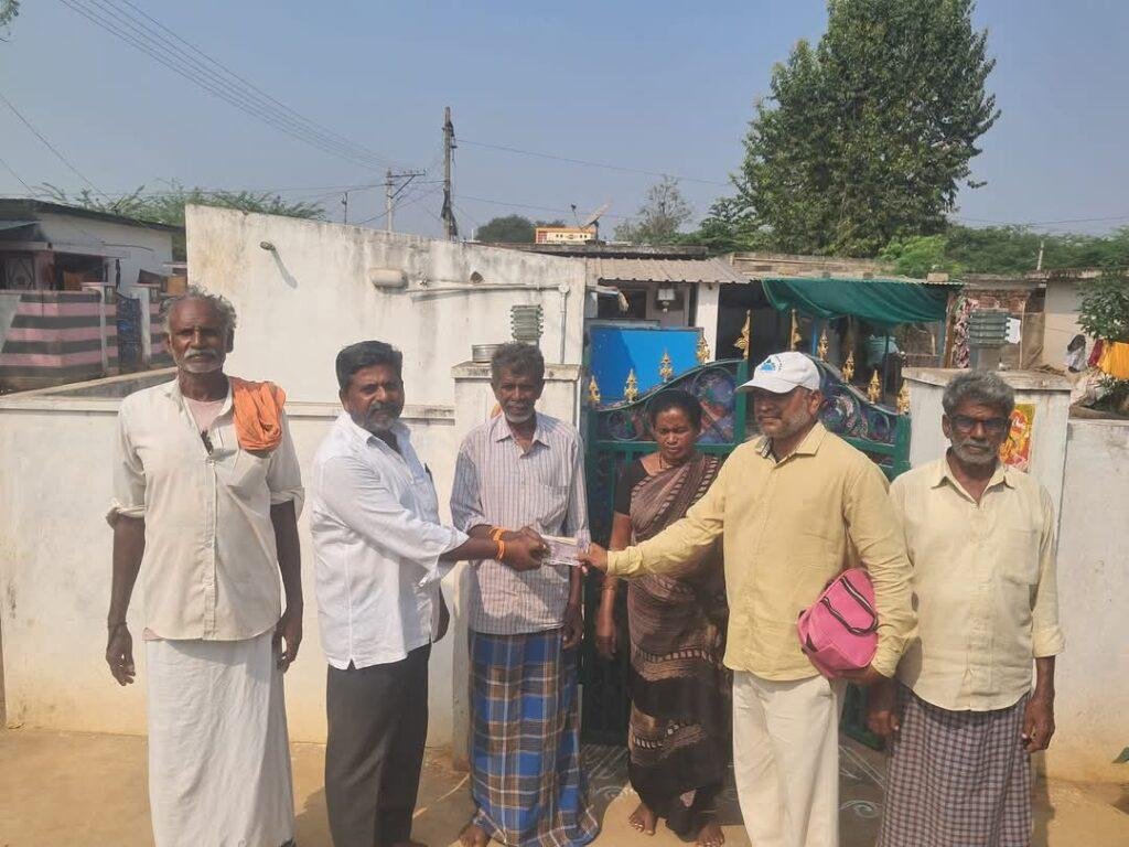 ఆంధ్రప్రదేశ్ రాష్ట్ర వ్యాప్తంగా ఒకరోజు ముందుగానే ఎన్టీఆర్ భరోసా  పెన్షన్ పంపిణీ